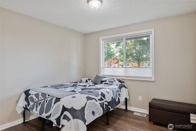 1532 Floral Court, Longview, WA 98632