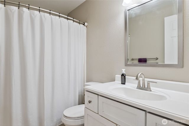 1532 Floral Court, Longview, WA 98632