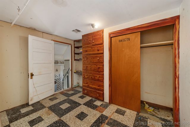 16610 S 4220 Road, Claremore, OK 74017