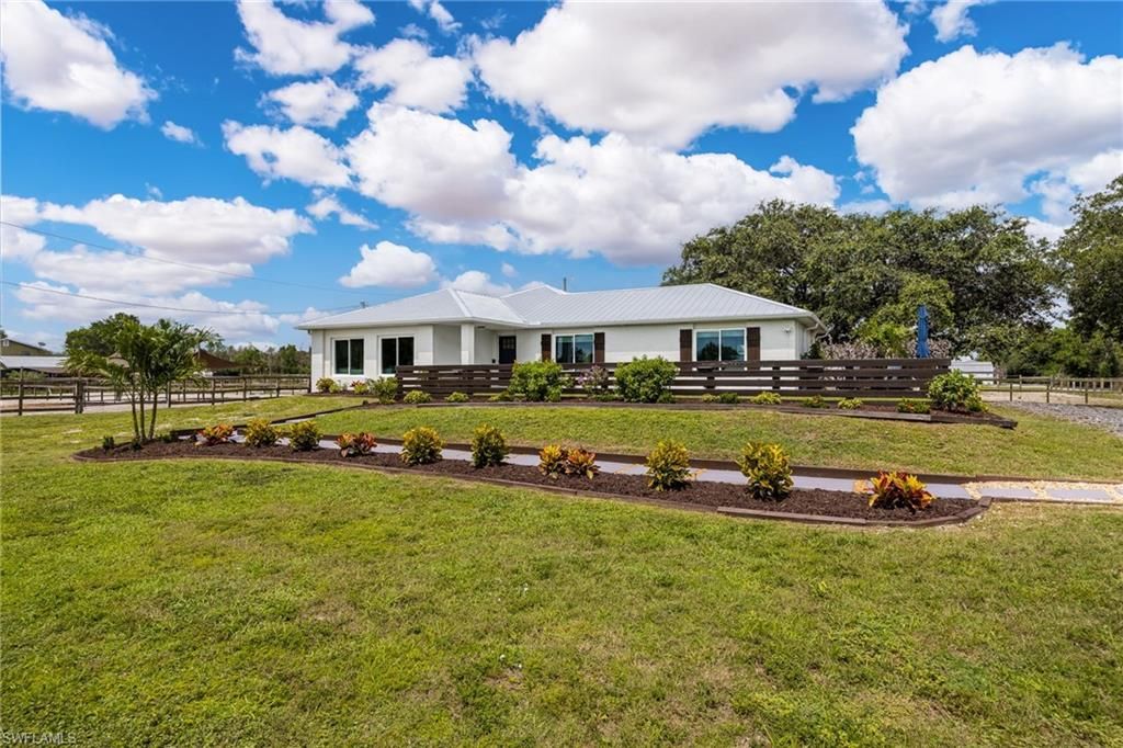 12090 Shawnee RD, FORT MYERS, FL 33913 — photo 4