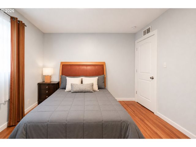17680 Sw ALEXANDER St, Beaverton, OR 97003