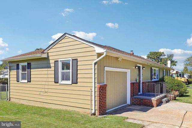 35 EATON RD, Pennsville, NJ 08070
