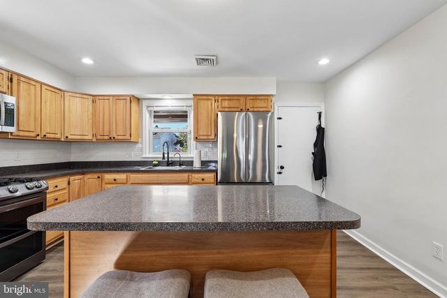 35 EATON RD, Pennsville, NJ 08070