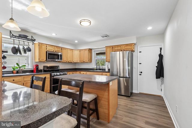 35 EATON RD, Pennsville, NJ 08070