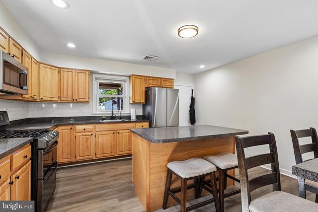 35 EATON RD, Pennsville, NJ 08070