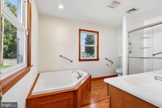 35 EATON RD, Pennsville, NJ 08070