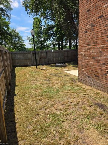 6933 Bonnot DR, Norfolk, VA 23513