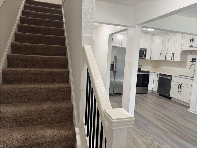 6933 Bonnot DR, Norfolk, VA 23513