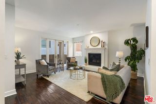 5057 Maplewood Avenue 202, Los Angeles, CA 90004