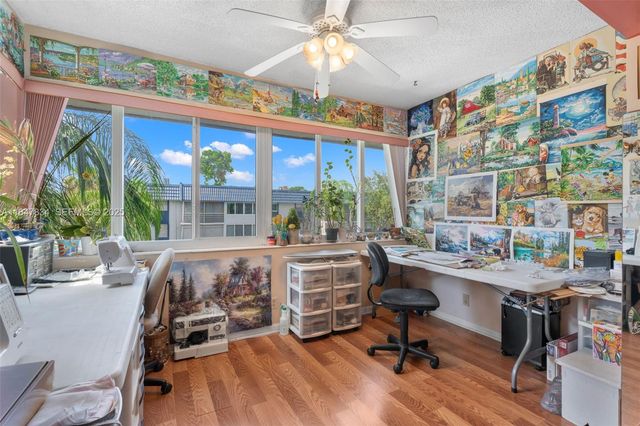 3120 Holiday Springs Boulevard 301, Margate, FL 33063