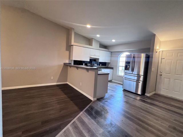 1809 SW SANTA BARBARA PL, Cape Coral, FL 33991