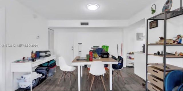 4841 NW 7th St 303-4, Miami, FL 33126