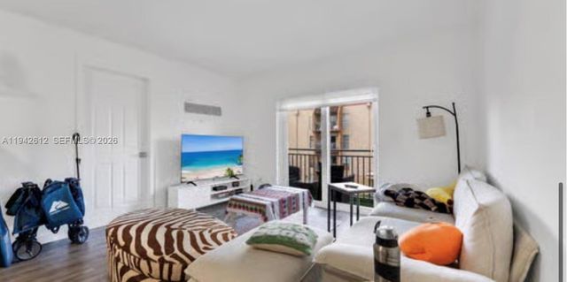 4841 NW 7th St 303-4, Miami, FL 33126