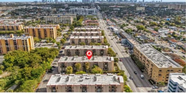 4841 NW 7th St 303-4, Miami, FL 33126