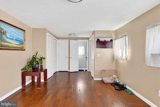 208 MARLYN, Essex, MD 21221