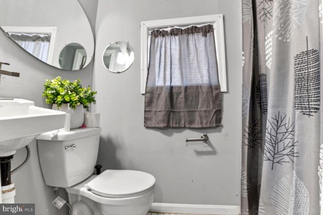 208 MARLYN, Essex, MD 21221