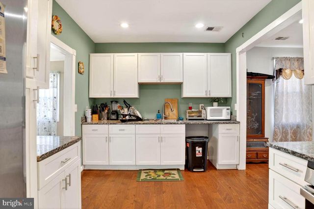 208 MARLYN, Essex, MD 21221