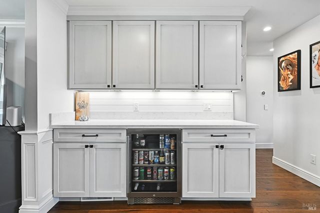 38 Eastside Cir, Petaluma, CA 94954