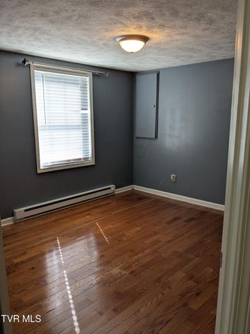 1319 5th Street, Bristol, TN 37620