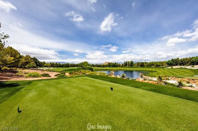 12 Pebble Hills Court, Las Vegas, NV 89141
