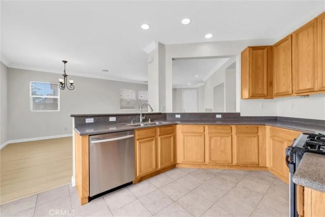 5654 Mapleview, Riverside, CA 92509