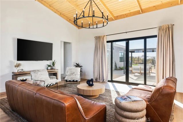 39241 Corte Venture, Temecula, CA 92592