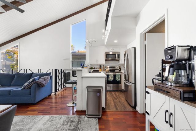 737 Whiting Court, San Diego, CA 92109