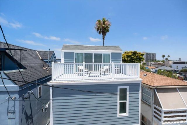 737 Whiting Court, San Diego, CA 92109