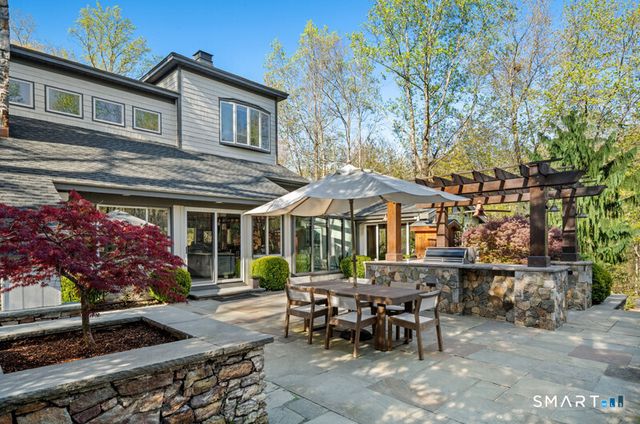 30 Catbrier Road, Weston, CT 06883