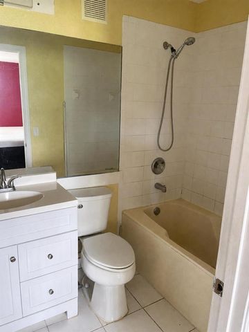 6750 Sienna Club Drive 6750, Lauderhill, FL 33319