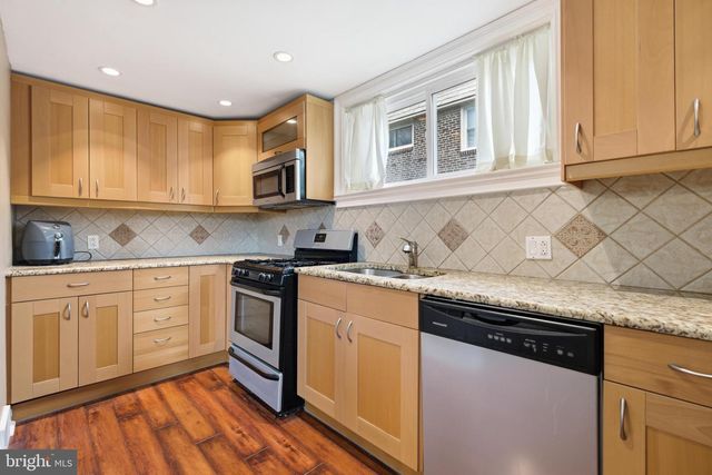 2574 STONEYBROOK LN, Drexel Hill, PA 19026