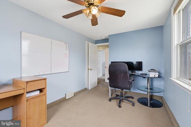 2574 STONEYBROOK LN, Drexel Hill, PA 19026