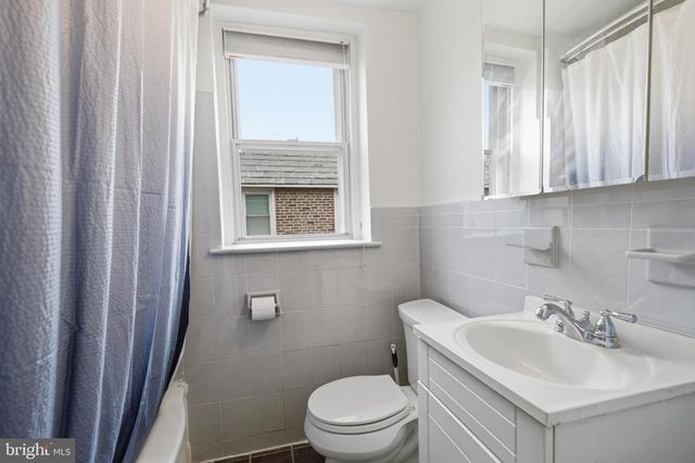 2574 STONEYBROOK LN, Drexel Hill, PA 19026