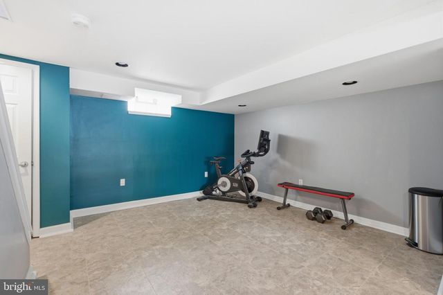 2574 STONEYBROOK LN, Drexel Hill, PA 19026