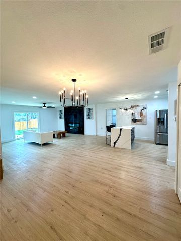 3324 E 15th Street, Plano, TX 75074