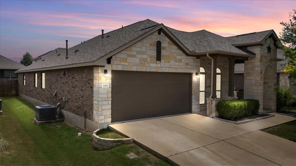 604 Longhorn Cavern RD, Leander, TX 78641