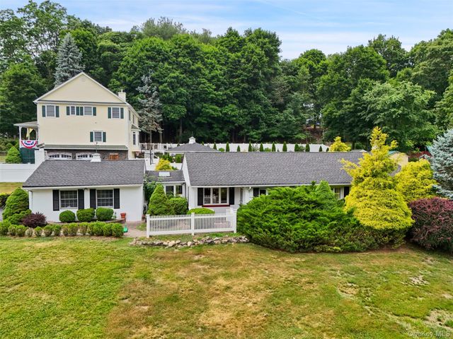 14 Brisman Drive, Thiells, NY 10984