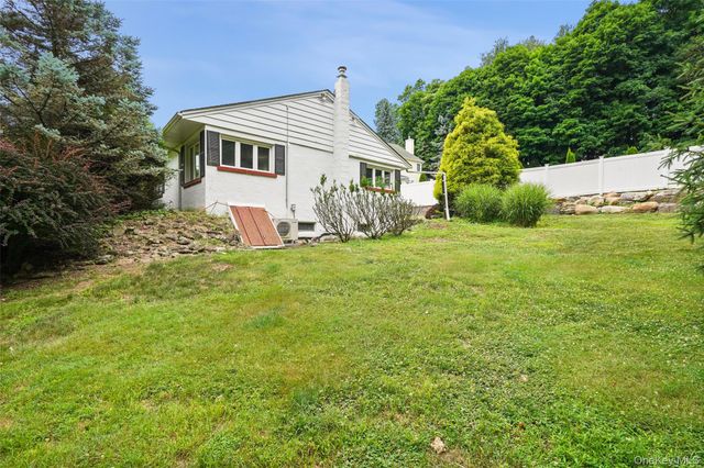 14 Brisman Drive, Thiells, NY 10984
