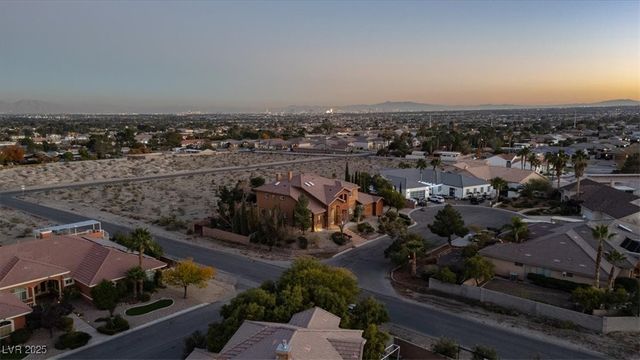 9465 West Fisher Avenue, Las Vegas, NV 89149