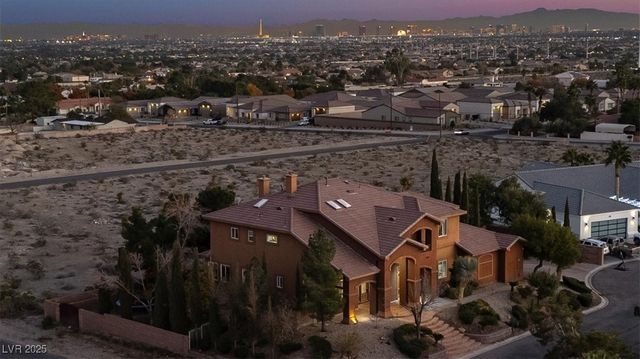 9465 West Fisher Avenue, Las Vegas, NV 89149