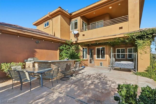 9465 West Fisher Avenue, Las Vegas, NV 89149