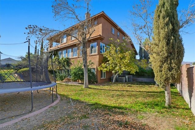 9465 West Fisher Avenue, Las Vegas, NV 89149