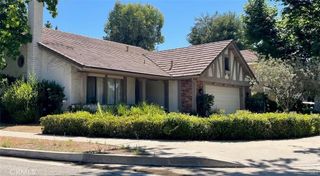 290 N Park View Drive, Oak Park, CA 91377