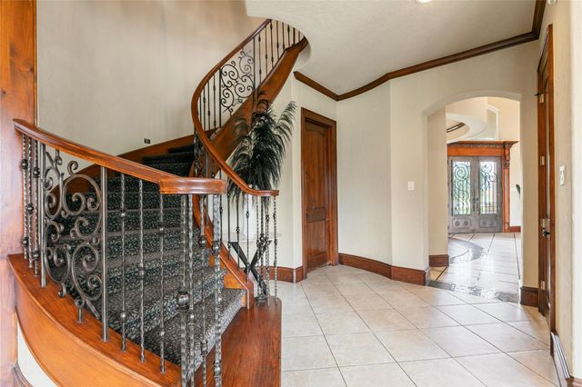 22 Post Shadow Estate Drive, Spring, TX 77389