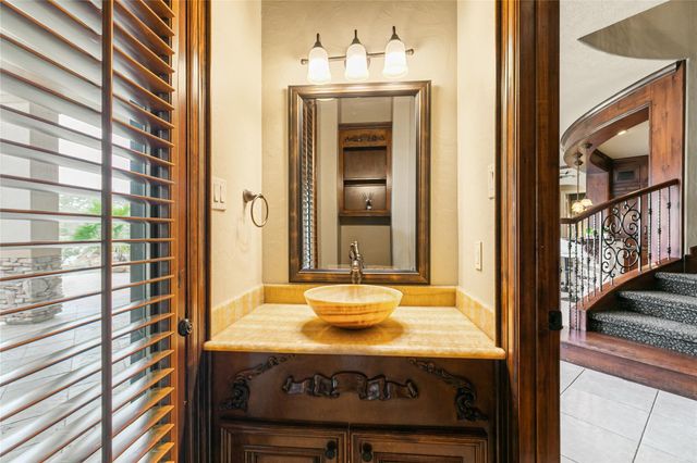22 Post Shadow Estate Drive, Spring, TX 77389