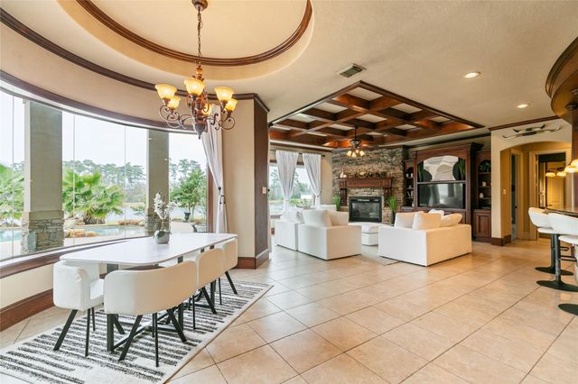 22 Post Shadow Estate Drive, Spring, TX 77389