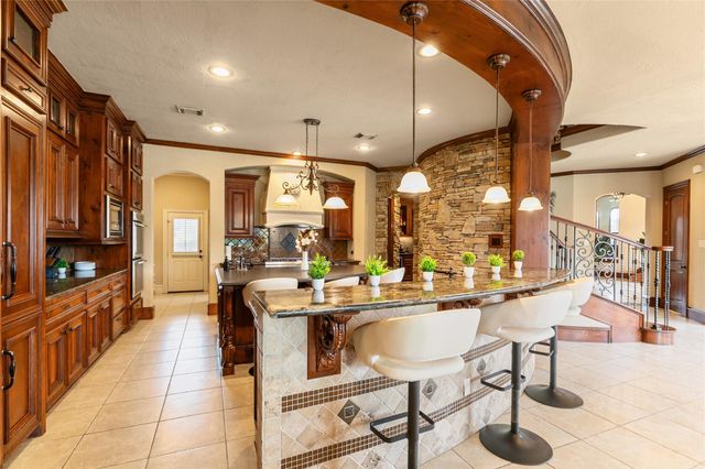 22 Post Shadow Estate Drive, Spring, TX 77389