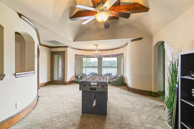 22 Post Shadow Estate Drive, Spring, TX 77389