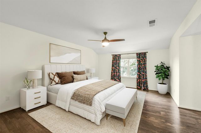 5863 Doliver Drive 16, Houston, TX 77057