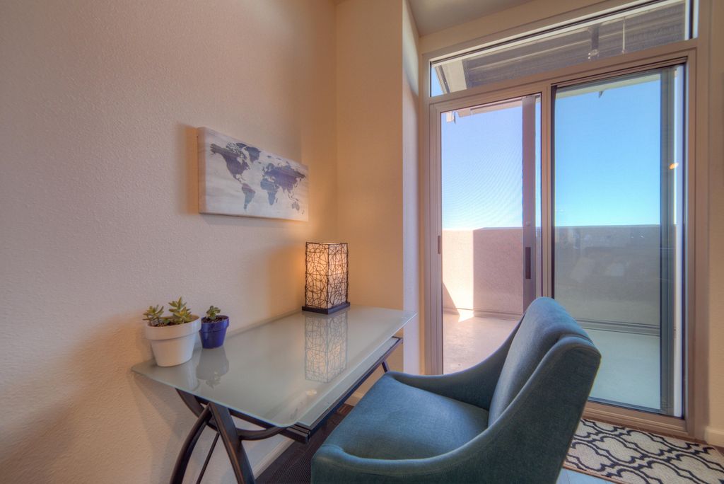 Image 11 of property listing at 524 Central Avenue SW UNIT 607, Albuquerque, NM 87102